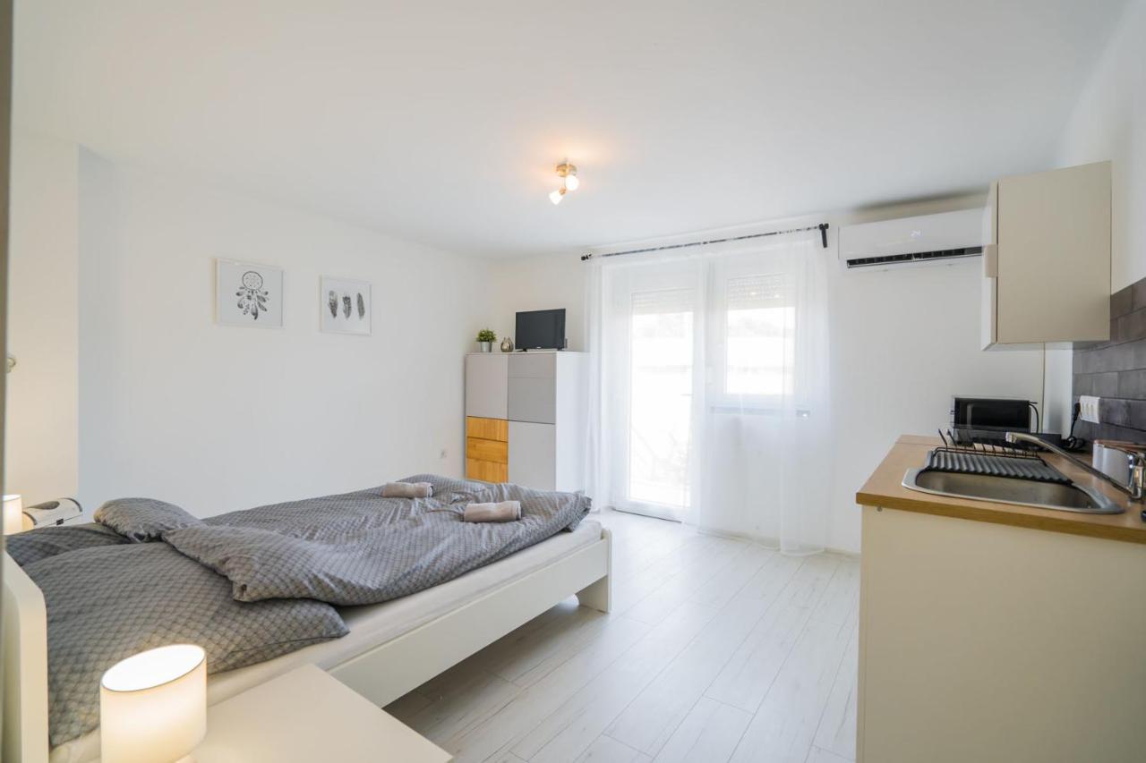 שיופוק Zigzag Apartman מראה חיצוני תמונה
